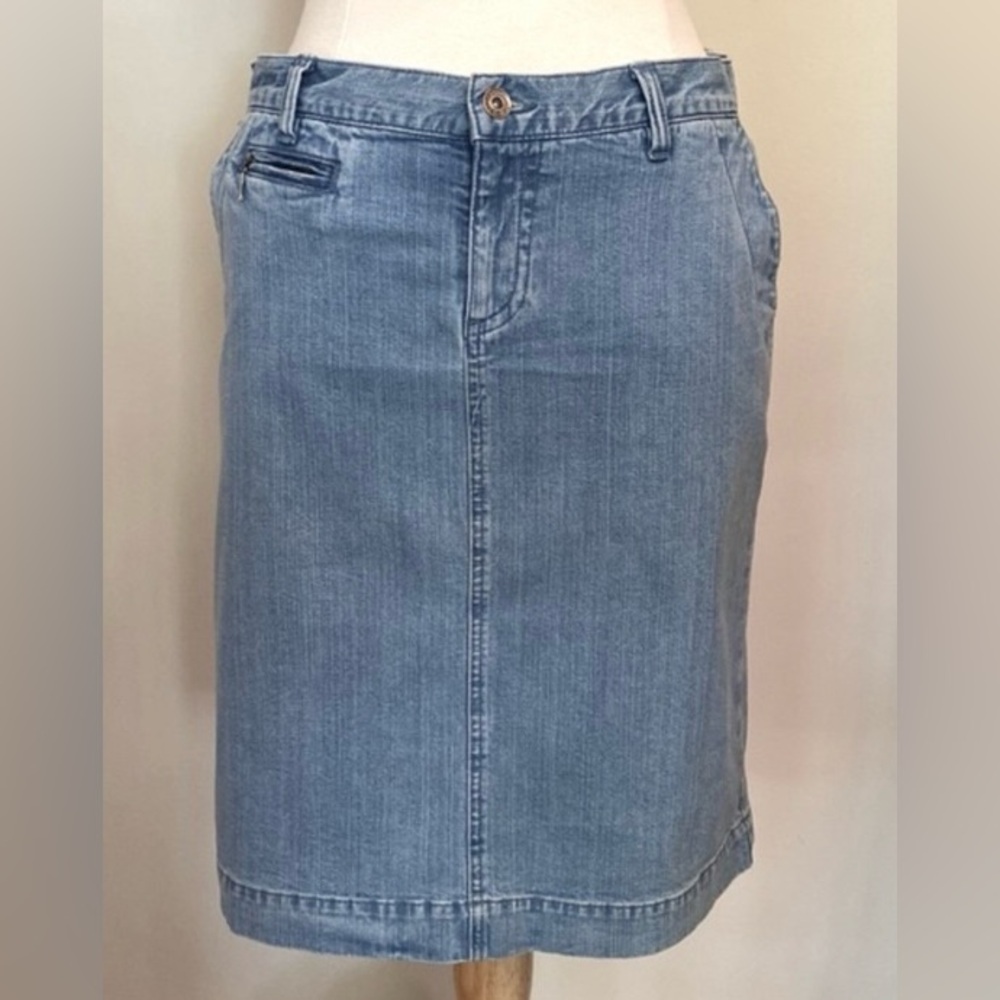 Christopher & Banks Light Blue Wash SZ 6 Classic Americana Chic Denim Jean Skirt